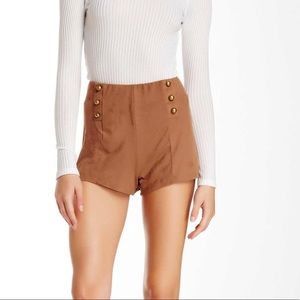 ❤️NWT FREE PRESS FAUXE SUEDE SHORT❤️